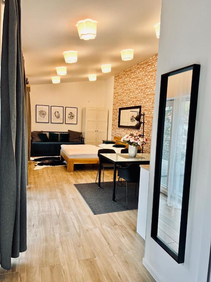 Apartmany Benesov Benesov nad Ploucnici Exterior foto